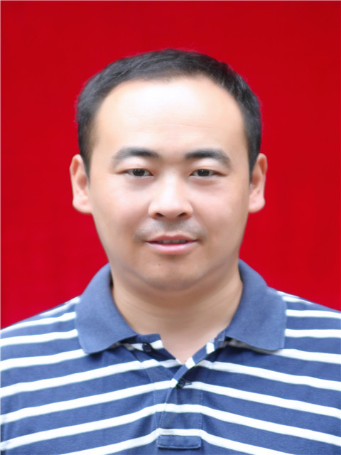 市实验高中名师——侯晓阳