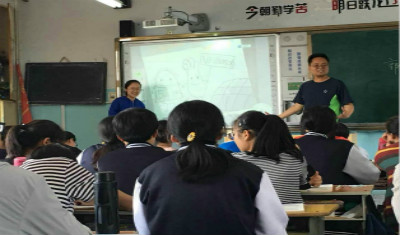 加强校际交流，引领教师成长---我校与舞钢实验高中开展校际交流活动