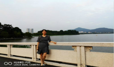 市实验高中郑庆玲同志被评选为市教体局“不忘初心、牢记使命”主题教育先进典型