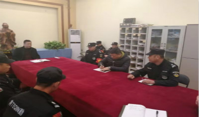 我校召开校园安保专题会议