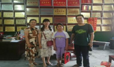 拳拳爱心暖学子，结对帮扶情意---春风行动赴鲁山帮扶活动纪实