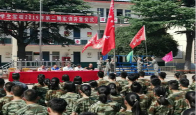 用汗水向青春致敬——我校2019级新生军训报道
