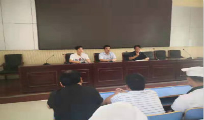 安全第一，保质保量—我校再次召开食品安全培训会