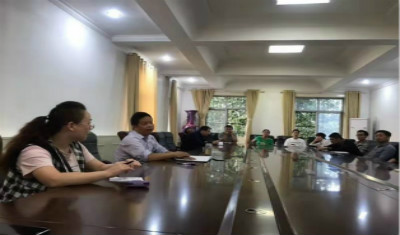 一手抓质量，一手抓创新，实验高中召开教学工作会议