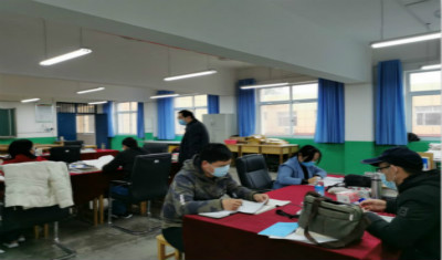 高三年级进行线上学习诊断测试治疗
