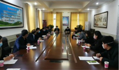 市实验高中召开高三家长代表座谈会