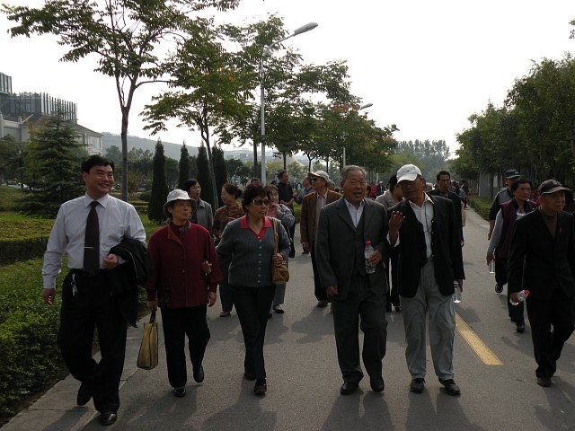 img002.jpg