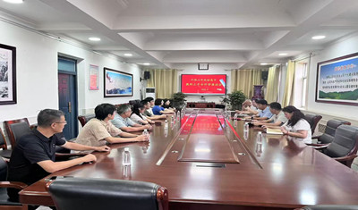 我校召开2025年教职工子女升学座谈会